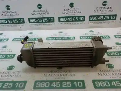 Автозапчастина б/у інтеркулер для hyundai i30cw classic посилання на oem iam 282702a611  282712a610