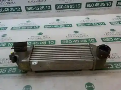 Автозапчастина б/у інтеркулер для hyundai i30cw classic посилання на oem iam 282702a611  282712a610
