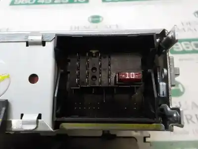 İkinci el araba yedek parçası ses sistemi / radyo cd için volkswagen polo (6r1) 1.2 oem iam referansları 5m0057187ax  5m0035156d
