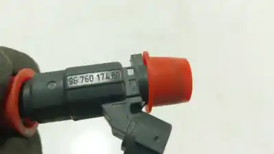 Second-hand car spare part injector for citroen c3 iii (sx) 1.2 puretech 82 oem iam references 9676017480  9676017480