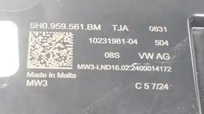 Автозапчастина б/у внутрішній лампа для CUPRA FORMENTOR (KM7) 1.4 E-HYBRID Посилання на OEM IAM 5H0959561BM 5H0959561BM 