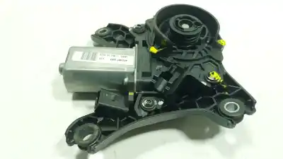Pièce détachée automobile d'occasion MOTEUR DE VERROUILLAGE CENTRAL AVANT DROIT pour PORSCHE CAYENNE (9YA) 3.0 E-HYBRID AWD (9YAAE1) Références OEM IAM 9Y0837004  