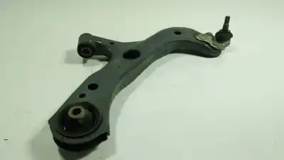 Second-hand car spare part FRONT RIGHT LOWER SUSPENSION ARM for TOYOTA COROLLA SEDÁN (_E21_) 1.8 VVTI HYBRID (ZWE211, MZEA12) OEM IAM references 4806802330  