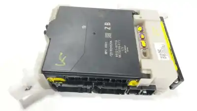 Second-hand car spare part FUSE BOX UNIT for TOYOTA COROLLA SEDÁN (_E21_) 1.8 VVTI HYBRID (ZWE211, MZEA12) OEM IAM references 8922002R00  