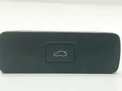 Peça sobressalente para automóvel em segunda mão PUXADOR PORTA DA MALA por VOLVO XC60 II (246) B4 Mild-Hybrid AWD Referências OEM IAM 32350330  