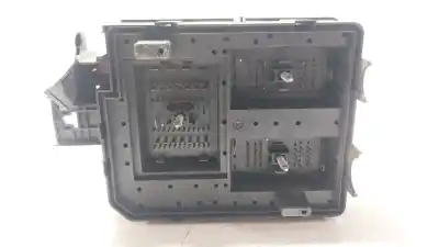 Second-hand car spare part fuse box unit for opel corsa e (x15) 1.4 (08, 68) oem iam references 39068005  39068005