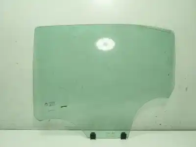 Pezzo di ricambio per auto di seconda mano VETRO PORTA POSTERIORE SINISTRA per CITROEN C3 III (SX) 1.2 PURETECH 82 Riferimenti OEM IAM 9813022880  