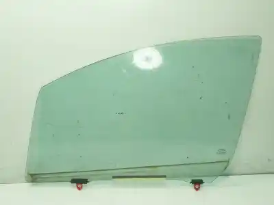 Pezzo di ricambio per auto di seconda mano VETRO PORTA ANTERIORE SINISTRA per TOYOTA YARIS (_P13_) 1.5 (NSP131_) Riferimenti OEM IAM 681200D191  