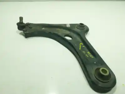 Peça sobressalente para automóvel em segunda mão braço de suspensão inferior esquerdo dianteiro por citroen c3 iii (sx) 1.2 puretech 82 referências oem iam 3520y1