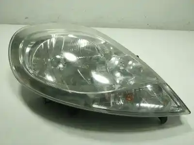 Recambio de automóvil de segunda mano de FARO DERECHO para RENAULT TRAFIC II FURGÓN (FL) 2.0 DCI 90 (FL0H) referencias OEM IAM 8200701356  
