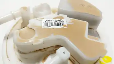 Автозапчастина б/у індикатор для toyota aygo x (_b7_) 1.0 vvt-i (kgb70) посилання на oem iam 772400h030  770200h041