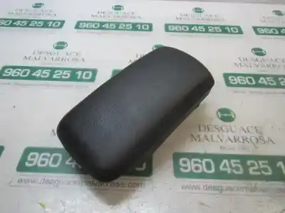 Recambio de automóvil de segunda mano de apoyabrazos central para kia pro_cee´d 1.6 crdi cat referencias oem iam 846601h0000w  