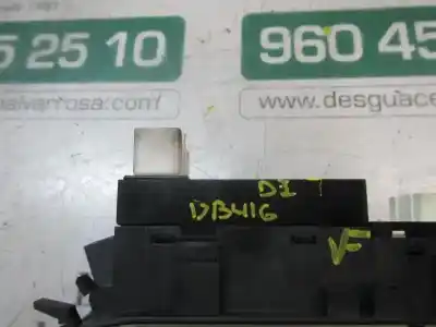 Second-hand car spare part left front power window switch for kia pro_ceed crdi cat oem iam references 935701h021eq  