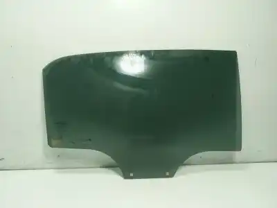 Second-hand car spare part rear right door window glass for ssangyong korando (ck) 2.0 e-xdi oem iam references  Second-hand car spare part rear right door window glass for ssangyong korando (ck) 2.0 e-xdi oem iam references