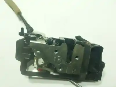 Second-hand car spare part rear right door lock for ssangyong korando (ck) 2.2 xdi oem iam references  Second-hand car spare part rear right door lock for ssangyong korando (ck) 2.2 xdi oem iam references