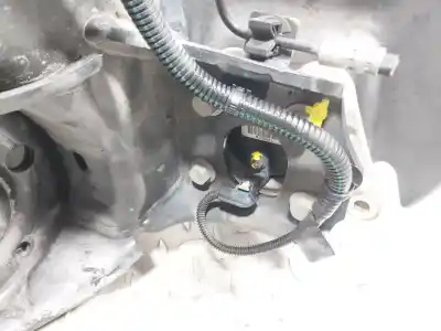 Peça sobressalente para automóvel em segunda mão charrió / suporte de eixo de trás por opel combo e tour / life (k9) 1.5 referências oem iam   