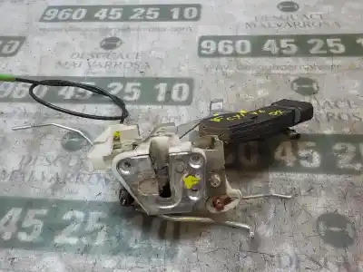 Peça sobressalente para automóvel em segunda mão fechadura da porta dianteira esquerda por peugeot 107 1.0 cat (384f) referências oem iam 