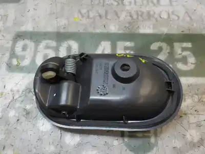 Автозапчасти б/у внутри передней правой ручки за dacia lodgy 1.5 dci diesel fap cat ссылки oem iam 806701730r  
