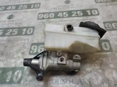 Peça sobressalente para automóvel em segunda mão bomba de travões por dacia lodgy 1.5 dci diesel fap cat referências oem iam 460112629r  