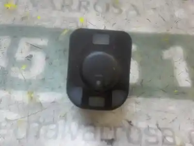 Piesă de schimb auto la mâna a doua BUTON REGLAJ OGLINZI pentru SEAT EXEO ST (3R5)  Referințe OEM IAM 8E0959565A4PK  8E0959565A