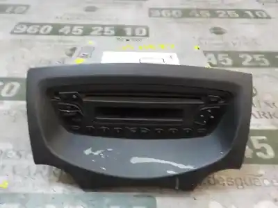 Pezzo di ricambio per auto di seconda mano IMPIANTO AUDIO / RADIO CD per FORD KA (CCU)  Riferimenti OEM IAM 1891901 28405899 7356007820