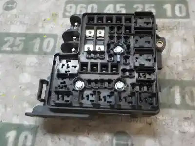 Second-hand car spare part fuse box unit for kia pro_cee´d 2.0 crdi oem iam references 919501h030  