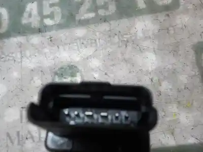 Peça sobressalente para automóvel em segunda mão motor elevador vidro dianteiro direito por kia pro_cee´d 2.0 crdi referências oem iam 824601h310  