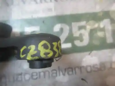 Pièce détachée automobile d'occasion manivelle / poignée lève vitre arrière droite pour opel corsa d (s07) 1.4 (l08 l68) références oem iam 13288655  