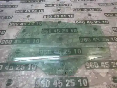 Pièce détachée automobile d'occasion vitre de porte arrière gauche pour opel insignia berlina edition références oem iam 13311982