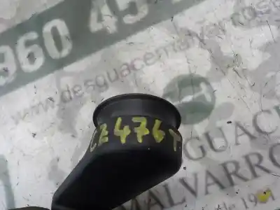 Автозапчастина б/у ручка вікна задня ліва для dacia sandero 1.6 cat посилання на oem iam 8200673745  