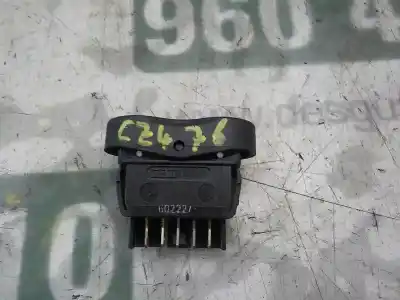 Peça sobressalente para automóvel em segunda mão botão / interruptor elevador vidro dianteiro esquerdo por dacia sandero 1.6 cat referências oem iam 8200602227  