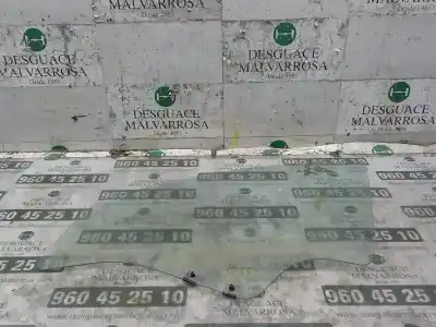 Peça sobressalente para automóvel em segunda mão VIDRO DA PORTA DIANTEIRA ESQUERDA por DACIA SANDERO  Referências OEM IAM 8200733023  