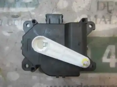 Peça sobressalente para automóvel em segunda mão motor de abertura da comporta de sofagem por citroen c-zero seduction referências oem iam 6479l2 1138002380 1138002380