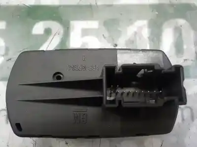 Second-hand car spare part left front power window switch for opel corsa e selective oem iam references   