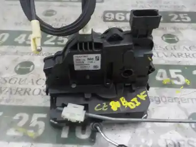 Second-hand car spare part left front door lock for opel corsa e selective oem iam references   