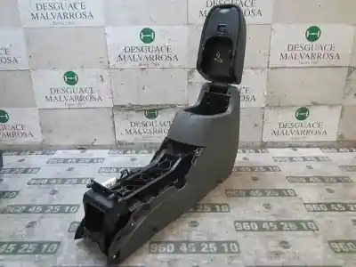 Pezzo di ricambio per auto di seconda mano bracciolo centrale per ford kuga (cbv) 2.0 tdci cat riferimenti oem iam 1724355  