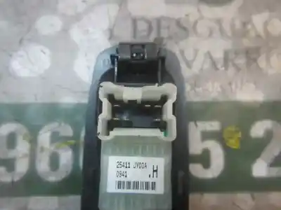 Second-hand car spare part right front power window switch for renault koleos 2.0 dci diesel fap oem iam references 25411jy00a  25411jy00a