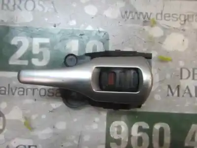 Автозапчасти б/у внутри передней правой ручки за toyota auris (_e15_) 1.4 d-4d (nde150_) ссылки oem iam 6920502120b3