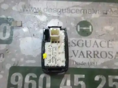 Автозапчасти б/у управление задними правыми стеклами за toyota auris (_e15_) 1.4 d-4d (nde150_) ссылки oem iam 8465602060b0  