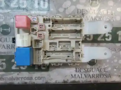 Tweedehands auto-onderdeel relais/zekeringenkastje voor toyota auris (_e15_) 1.4 d-4d (nde150_) oem iam-referenties 8273002k30