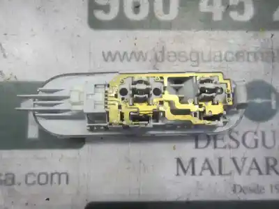 Автозапчастина б/у внутрішній лампа для renault modus / grand modus (f/jp0_) 1.2 (jp0c jp0k fp0c fp0k fp0p jp0p jp0t) посилання на oem iam 8200073231  