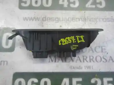 Pièce détachée automobile d'occasion commande de lève vitre arrière gauche pour renault modus / grand modus (f/jp0_) 1.2 (jp0c jp0k fp0c fp0k fp0p jp0p jp0t) références oem iam 8200214936  