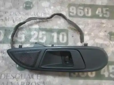 Tweedehands auto-onderdeel BINNEN VOOR RECHTS HANDVAT voor FORD FIESTA (CB1)  OEM IAM-referenties 1686129  