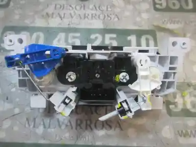 Second-hand car spare part heating / air conditioning control panel for dacia sandero ii 1.2 oem iam references 275106113r n108612f n108612f