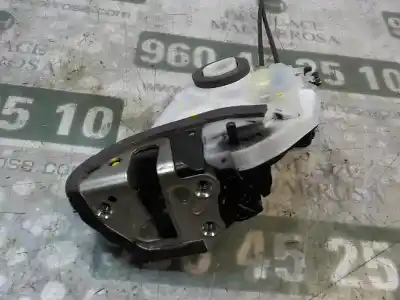 Автозапчастина б/у замок дверей заднього лівого для toyota aygo 1.0 cat посилання на oem iam 6906002390 Автозапчастина б/у замок дверей заднього лівого для toyota aygo 1.0 cat посилання на oem iam 6906002390