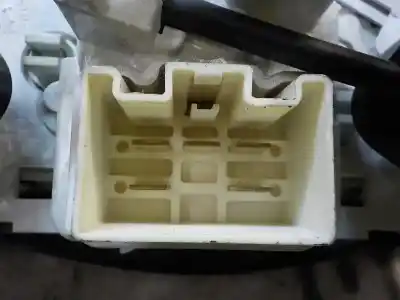 Автозапчастина б/у контроль опалення / кондиціонації для dacia lodgy 1.6 cat (bivalent. gasolina / gpl) посилання на oem iam 275102784r  