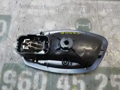Автозапчастина б/у усередині передня права ручка для renault scenic iii 1.5 dci diesel fap посилання на oem iam 826724399r  