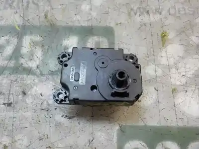 Peça sobressalente para automóvel em segunda mão motor de abertura da comporta de sofagem por citroen c3 exclusive referências oem iam 6479e1 z5509001 z5509001