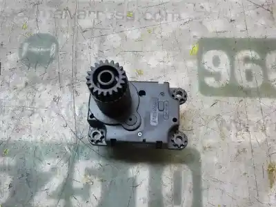 Peça sobressalente para automóvel em segunda mão motor de abertura da comporta de sofagem por citroen c3 exclusive referências oem iam 6479e1 z5509001 z5509001