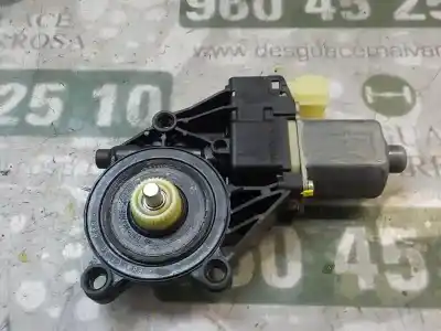 Peça sobressalente para automóvel em segunda mão motor elevador vidro dianteiro direito por ford fiesta (cb1) 1.4 tdci cat referências oem iam 1543207  